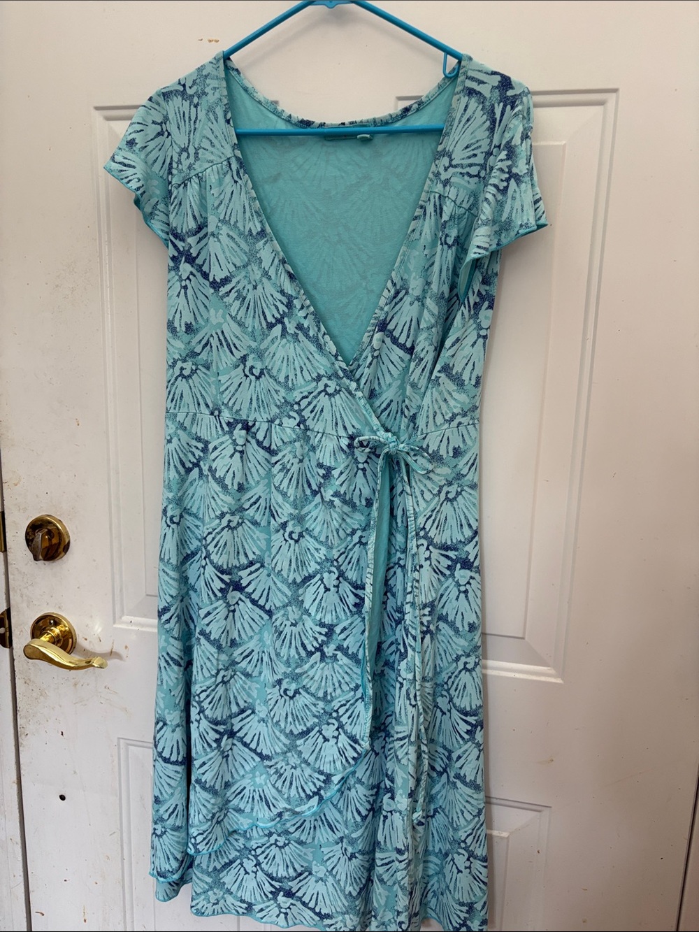 fresh produce Aqua Knit wrap dress  with seashell pattern sz L